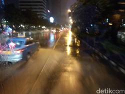 Diguyur Hujan Deras, Sebagian Wilayah Jakarta Tergenang