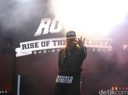 ROTN Panaskan Panggung Hammersonic 2016