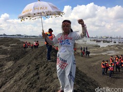 Ahok: Mana Ada Nelayan Tangkap Ikan di Teluk Jakarta yang Kotor?