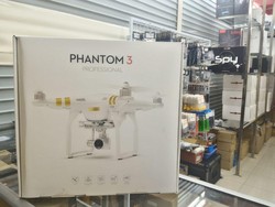 Drone Rp 11 Jutaan Laris Manis di Mangga Dua