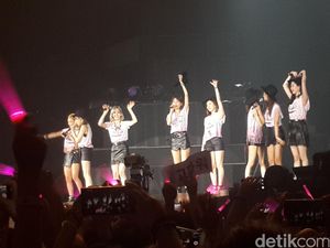 Jessica dan SNSD Akan Gelar Fansign di Tempat dan Waktu yang Sama Jessica dan SNSD Akan Gelar Fansign di Tempat dan Waktu yang Sama