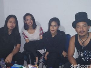 Ini Ritual Kikan X Kotak Sebelum Manggung