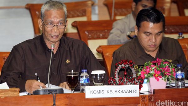Komisi Kejaksaan Rapat dengan Komisi III