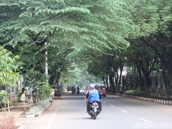 PKL Pasar Kaget Direlokasi, Kini Jalan Baru Purwakarta Kembali Jadi Jalur Hijau