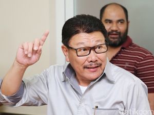 Eks Pimpinan Angket Ahok Mundur, NasDem: Daftar Caleg ke Gerindra Eks Pimpinan Angket Ahok Mundur, NasDem: Daftar Caleg ke Gerindra