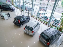 Uang Muka Mobil Suzuki Cukup Rp 8 Juta