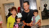 Nirina Zubir Nikmati Akhir Pekan Bersama Suami dan Anak