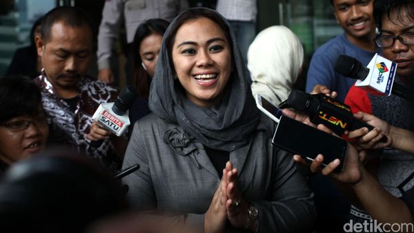 Bupati Karawang Laporkan LHKPN