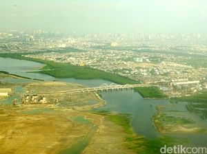 Dua Agung di Teluk Jakarta
