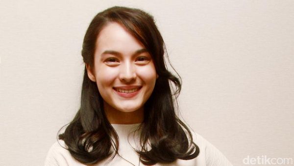 Senyuman Chelsea Islan ini Dijamin Bikin Pria Jatuh Hati