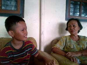 Cerita Daffa yang Berani Adu Mulut dengan Pemotor Bandel yang Melintas di Trotoar Cerita Daffa yang Berani Adu Mulut dengan Pemotor Bandel yang Melintas di Trotoar