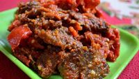 8 Olahan Daging Tradisional Ini Selalu Bikin Ingat Nasi Putih Hangat