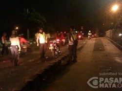Tawuran Pecah di Klender, Warga Saling Lempar Petasan