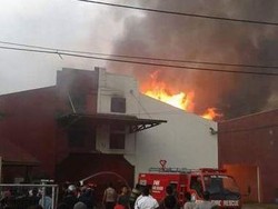 Pabrik Kayu Milik Keluarga Presiden Jokowi di Sragen Terbakar