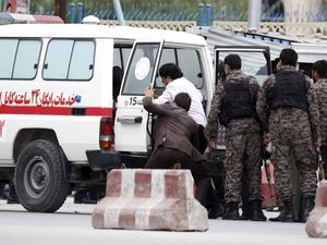 Korban Tewas Ledakan Bom Dekat Kedubes AS di Afghanistan Menjadi 28 Orang