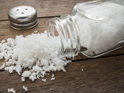 Saat Badan Terasa Berat Akibat Retensi Cairan, Hal-hal Ini Bisa Dilakukan