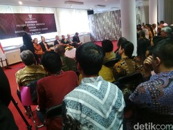 Dialog di KBRI Berlin, Jokowi: Kita Negara Besar, Jangan Merasa Kecil
