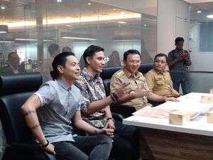 Ahok Ingin Penjaga Pintu Air Dipecat Karena Lalai Saat Banjir: Kurang Ajar!