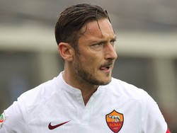 Totti Sang Peter Pan: Happy Forty!