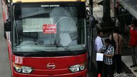 Empat Stasiun KA Terintegrasi dengan TransJakarta