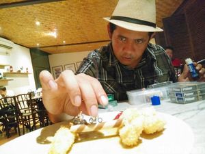 Keseruan Memotret Pertuyulan