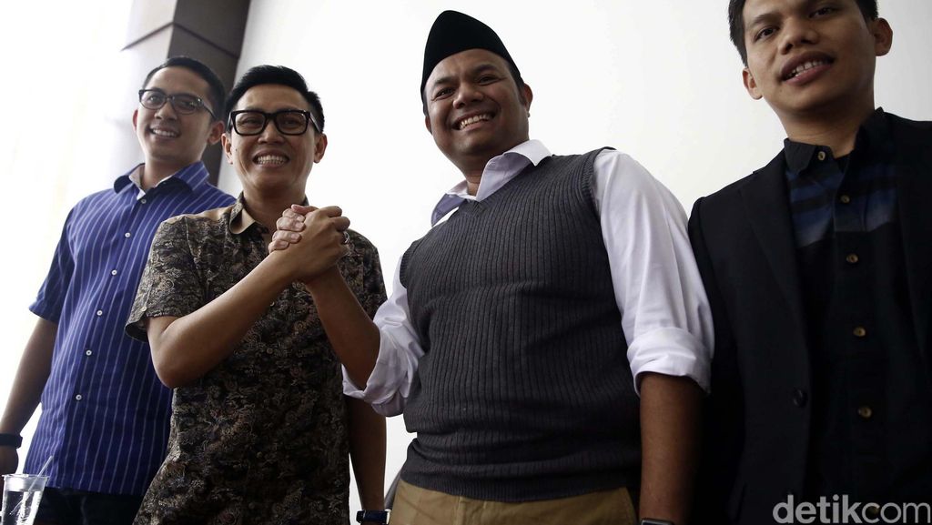 Bacagub DKI PKS M Idrus Temui Eko Patrio Bacagub DKI PKS M Idrus Temui Eko Patrio