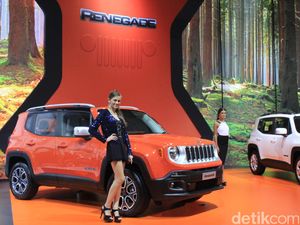 Jeep Produksi Mobil Renegade di China