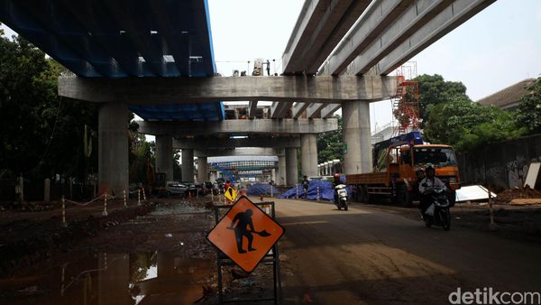 Proyek Tol Desari Berjalan Lambat