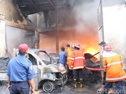 Gudang Plastik di Sidoarjo Terbakar, Dua Pekerja Tewas
