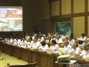 Komisi VII DPR Usulkan Rapat Gabungan untuk Bahas Reklamasi Jakarta Komisi VII DPR Usulkan Rapat Gabungan untuk Bahas Reklamasi Jakarta