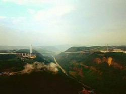 China Operasikan Jembatan Tertinggi dan Terpanjang di Asia, Ini Penampakannya