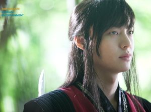 Ahn Jae Hyun Komentari Foto Paparazzi yang Beredar Maret Lalu