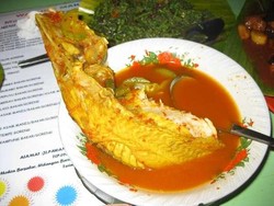 Asam Pedas Ikan Baung yang Populer dari Riau