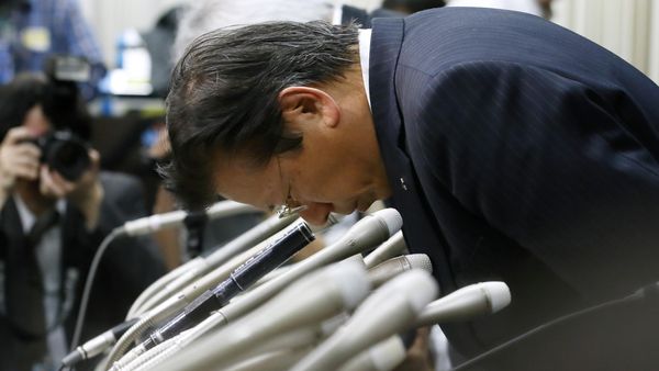 Akui Manipulasi Data BBM, Bos Mitsubishi Minta Maaf