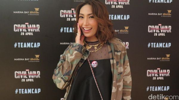 Ayu Dewi Excited Ketemu Captain America