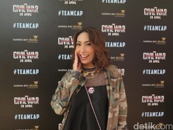 Belajar Nge-host dari Ayu Dewi