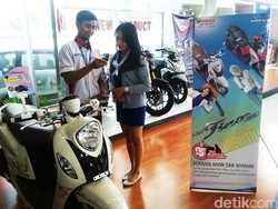 Pengendara Motor Wanita Dapat Diskon Servis dan Boleh Servis Duluan
