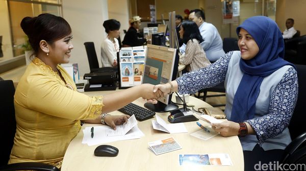 Hari Kartini, BNI Bagi-bagi Souvenir