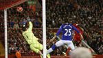 Liverpool Gilas Everton