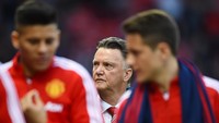 Louis van Gaal lantas datang untuk duduk di kursi manajer MU selama 103 pertandingan. Foto: Laurence Griffiths/Getty Images