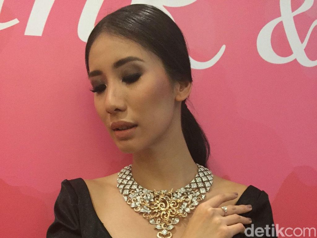 Frank & co. Sabet Penghargaan Brand of the Year di Ajang Internasional Frank & co. Sabet Penghargaan Brand of the Year di Ajang Internasional
