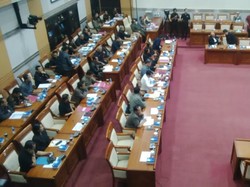 Raker dengan Kejagung, Ketua Komisi III Minta Anggota DPR Tak Ada yang WO