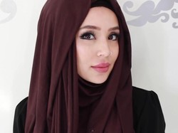 Buat Wajah Terlihat Lebih Tirus dengan Tutorial Hijab Ini