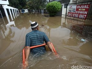 Kemang Timur Terendam Banjir