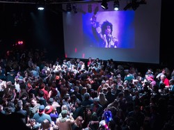 Dinilai Berpengaruh di Dunia Musik, Prince Dihadiahi Gelar Anumerta