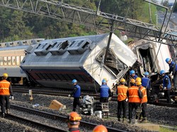 Kereta Malam Anjlok di Korsel, 1 Teknisi Tewas dan 8 Orang Luka-luka