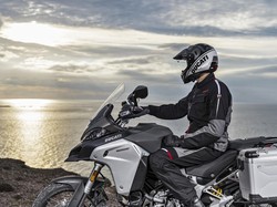 Rayakan 90 Tahun, Ducati Cari 7 Biker untuk Keliling Dunia