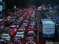 3 in 1 Dihapus: Jalan Semakin Macet dan Pindah Naik Angkutan Umum