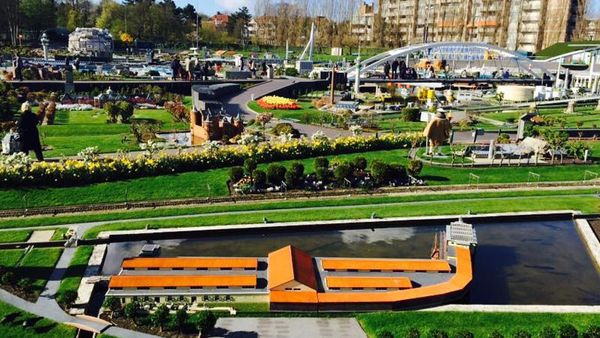 Turis Bisa Jadi Raksasa di Madurodam