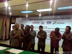 Pertamina Teken MoU Pemanfaatan Tangki BBM Milik Semen Indonesia